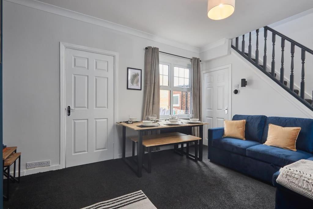 Cosy 3-Bedroom House In Seaham - Street Parking 외부 사진